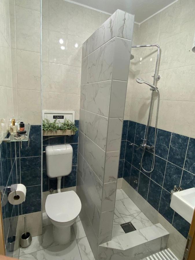Ksenija Appartement *